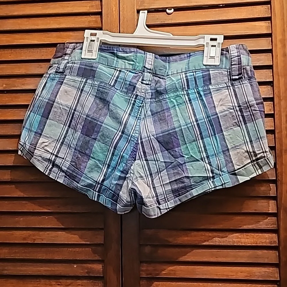 Younique plaid shorts - Picture 4 of 4